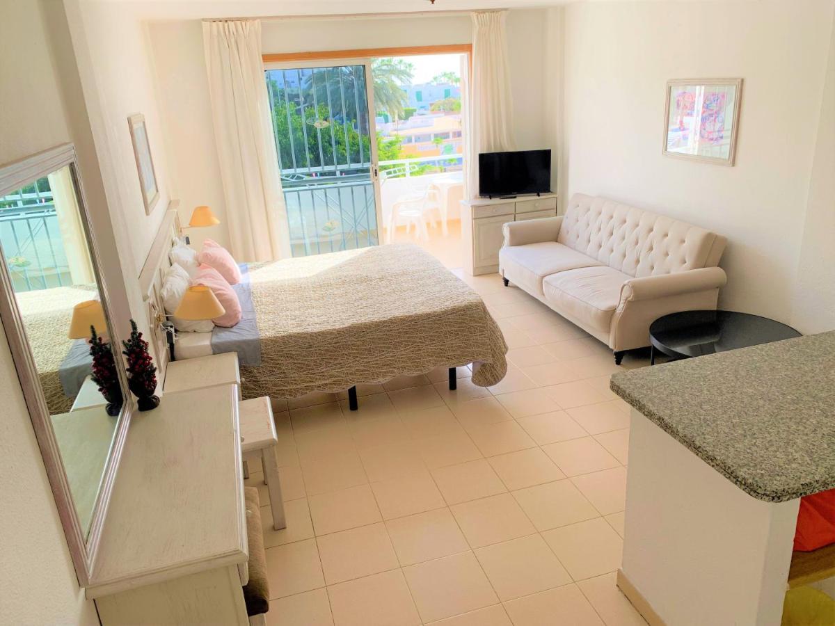Ocean Breeze And Seaview Resort Costa Adeje  Esterno foto