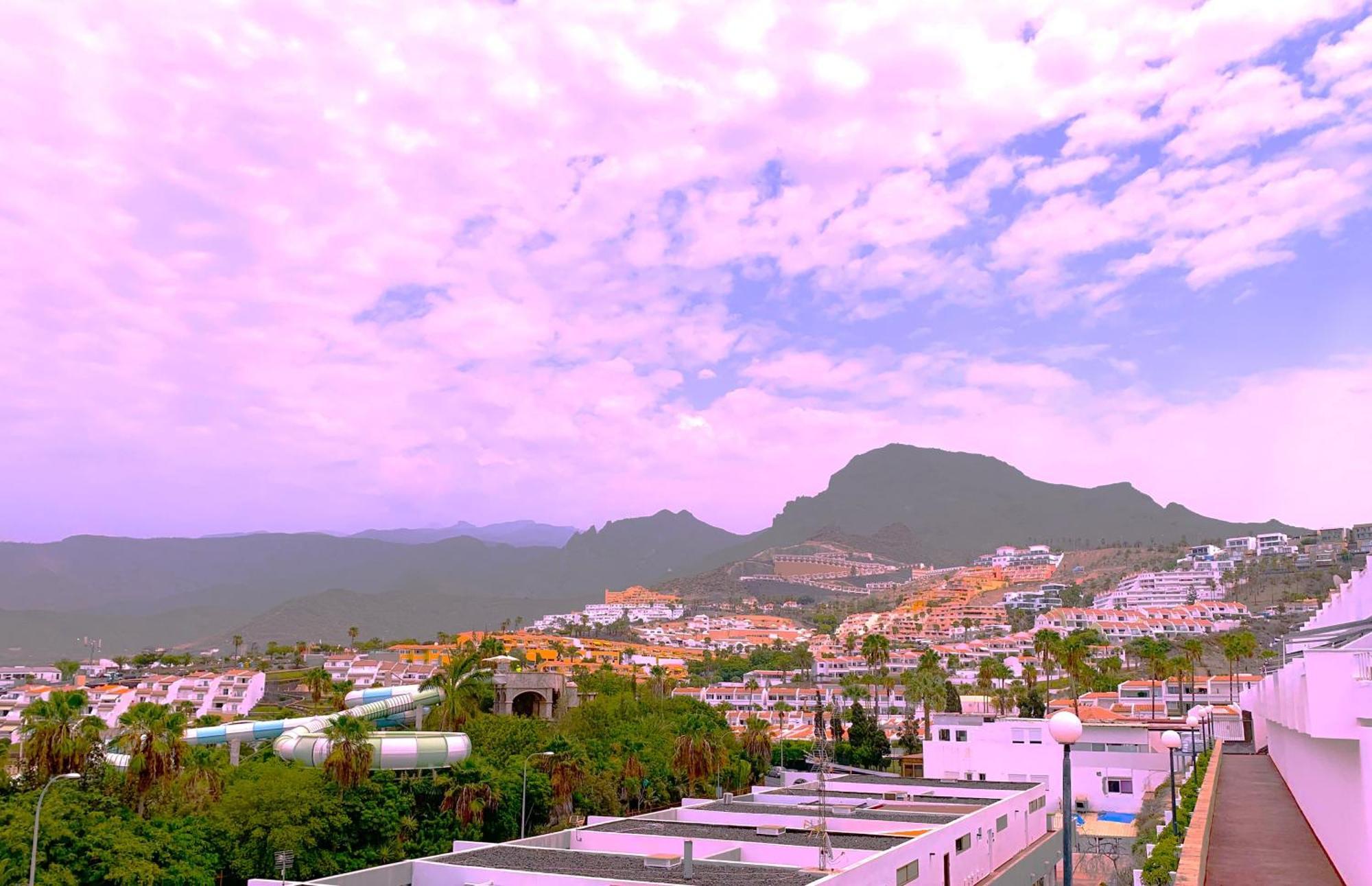 Ocean Breeze And Seaview Resort Costa Adeje  Esterno foto