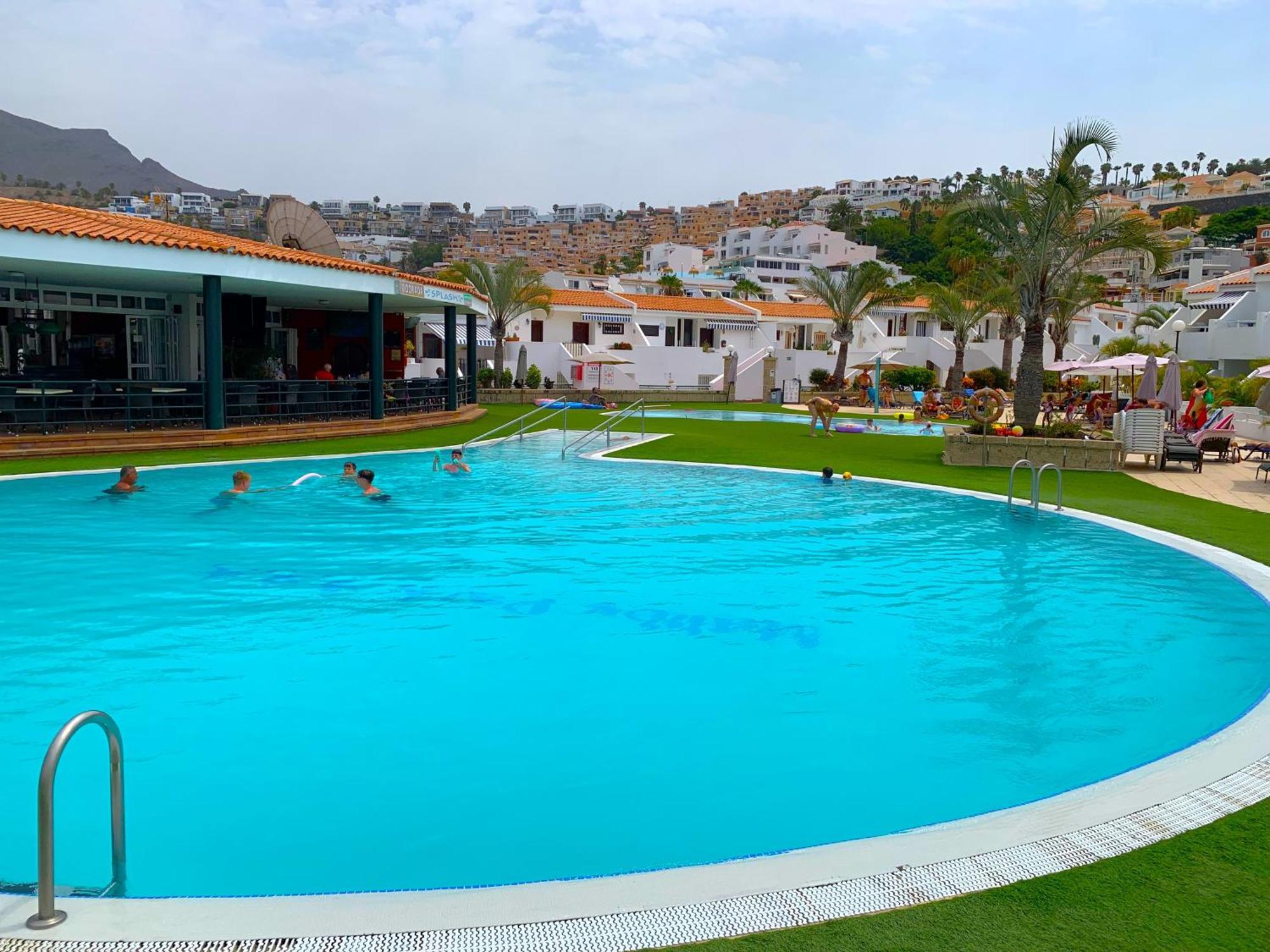 Ocean Breeze And Seaview Resort Costa Adeje  Esterno foto