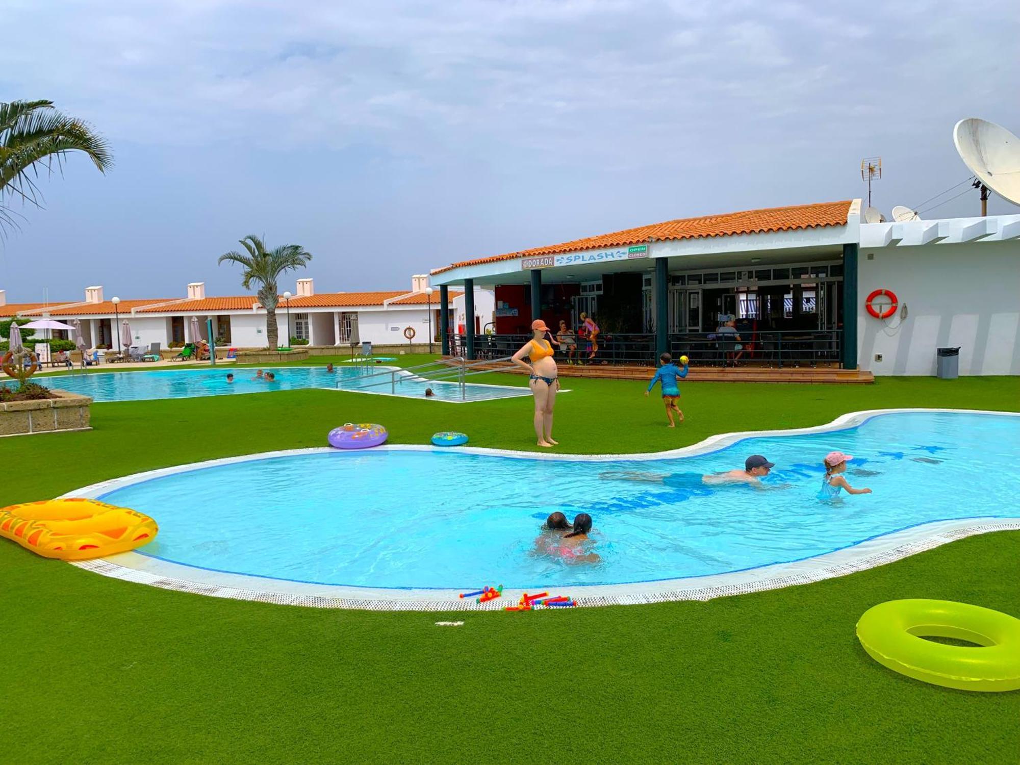 Ocean Breeze And Seaview Resort Costa Adeje  Esterno foto